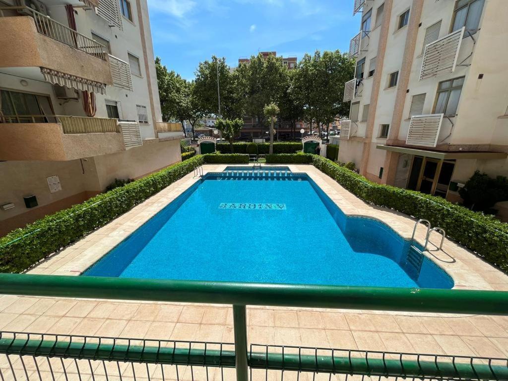 Jardin 5 Playa De Gandia - No Fiestas - Con Wifi Lägenhet Exteriör bild